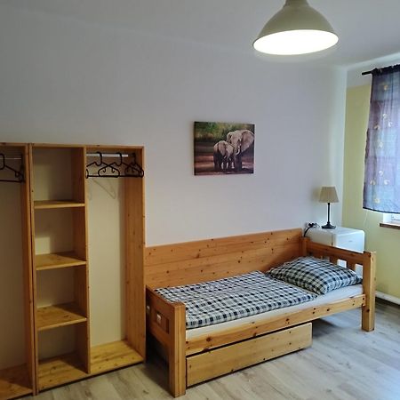 פראג Ubytovna-Hostel- Imos מראה חיצוני תמונה
